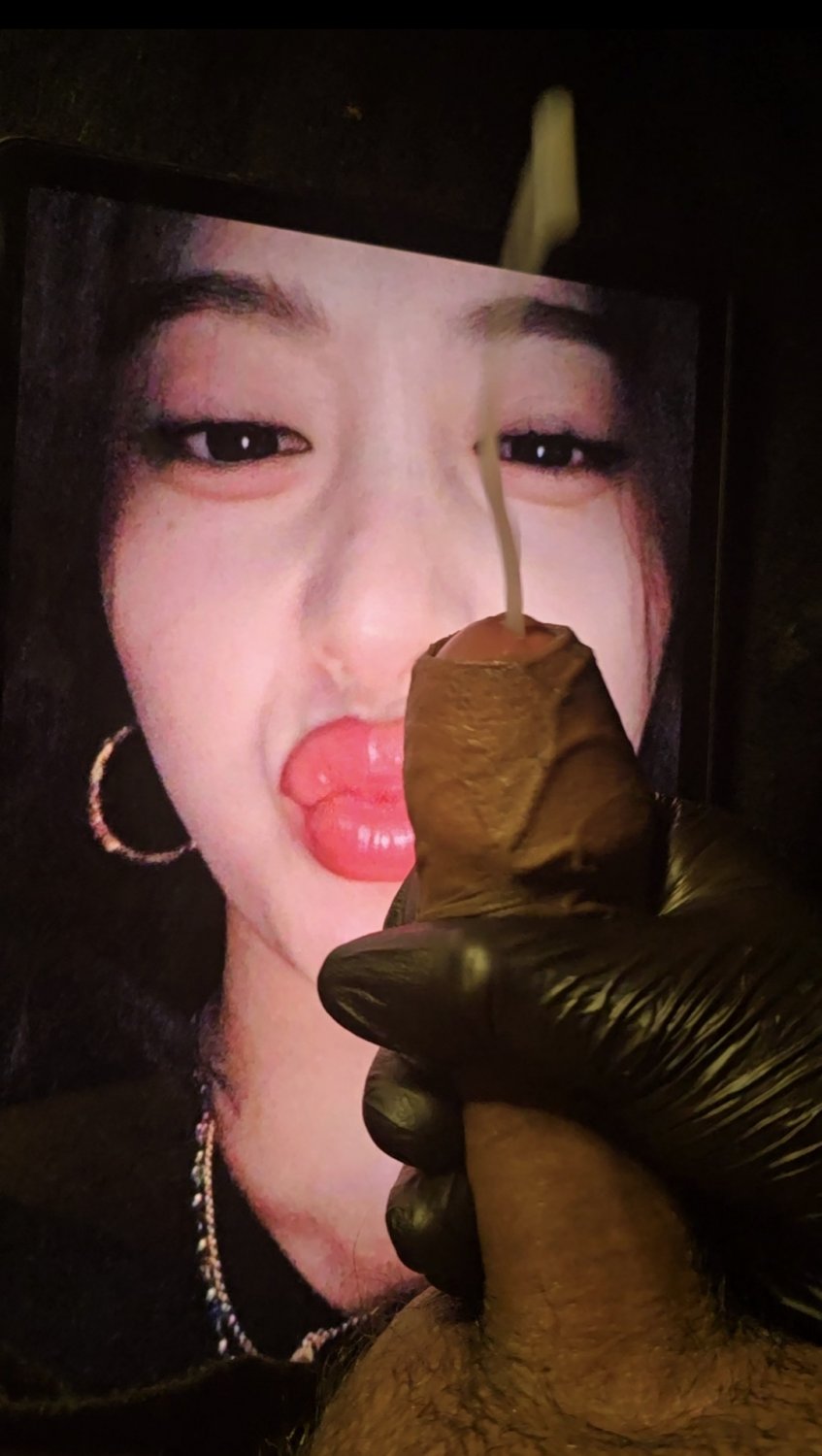 0hs4AkF8 Yunjin Makes me Erupt_Cum Tribute 14.jpg